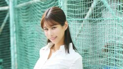 教員免許所持のグラドル・谷碧、170cmのスレンダーボディをタレント業では見せない姿で ヤンマガWeb「働くお姉さん」