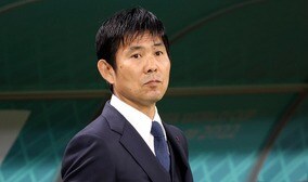 試合時間短縮論を否定する日本の美しい”90分間”の使い方　5枚の交代枠も味方した「死んだふり作戦」