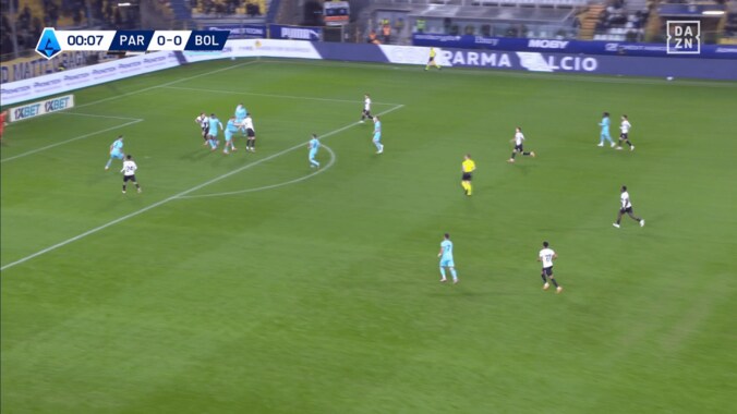 衝撃の開始13秒！GK鈴木彩艶が70m級キック→先制点演出「意味わからん軌道」「ガチの実質ザイオン」ファン驚愕の一部始終 5枚目