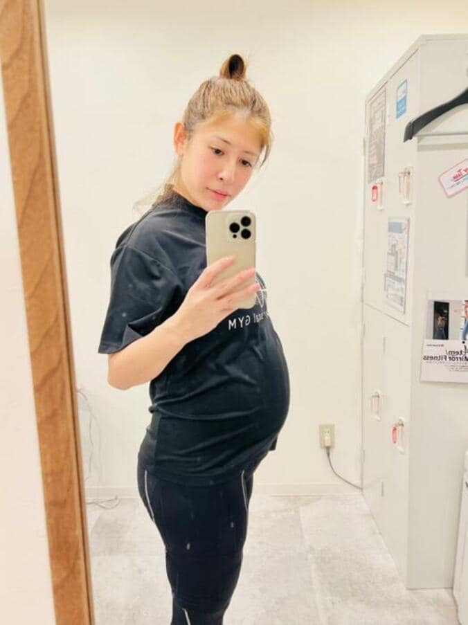  内山信二の妻、逆子で困らされていた1年前「妊娠してから6キロしか太らず」  1枚目