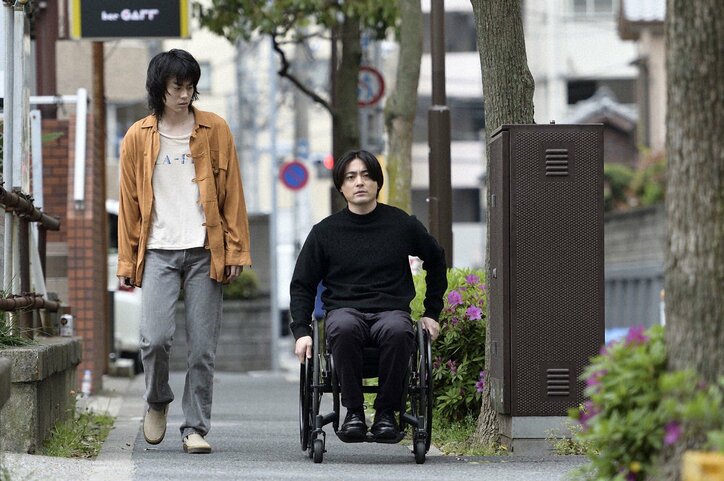 祐太郎（菅田将暉）が詩織（コムアイ）の死体を発見　残されたエンディングノートに書かれていたのは…『dele』第2話あらすじ（場面写真15枚）