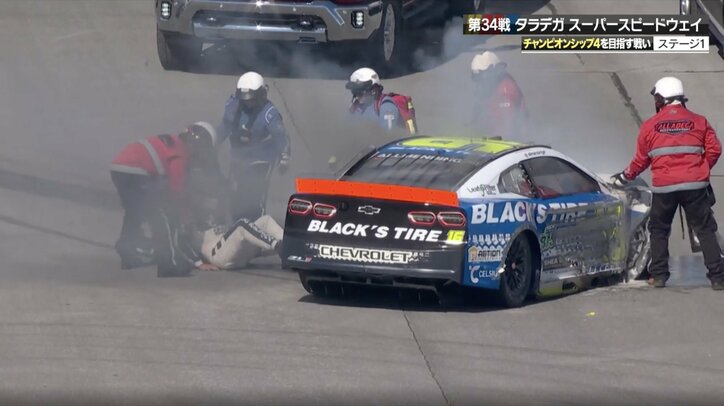 【写真・画像】ピットへ「入る所で…」何が起こった？ 思わぬ“難敵”で「見えてないんです」放送席も驚いた接触事故の裏事情　1枚目