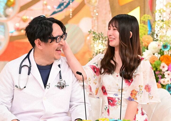 【写真・画像】50歳バツ2医師、受付嬢の24歳年下美人妻とクリニック内で何度もキス…ラブラブっぷりに藤井隆も驚き　1枚目