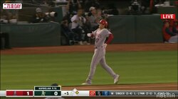 大谷翔平の左足は大丈夫？ 痛みを堪えながら内野安打にした気合の激走にファン「あかんやろ」「泣いちゃう」