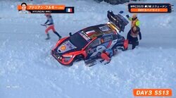 放送禁止用語で激昂！世界ラリーで衝撃の雪壁クラッシュ 「言ってはいけないことを…」痛恨ミスにドライバー怒り心頭