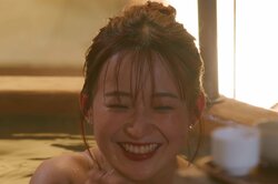 意中の20代モデル美女がライバル男性と温泉旅行に…「一緒に露天風呂」報告に高身長イケメンが動揺