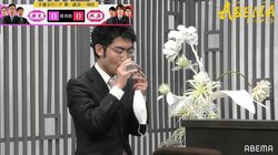 育ちのよさがにじみ出る 梶浦宏孝七段、両手を添えての水飲みが「お行儀良い」「丁寧飲み」と話題に／将棋・ABEMAトーナメント