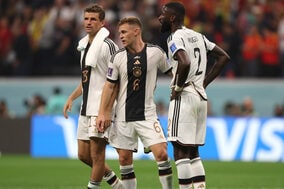 【W杯】ドイツメディアで勃発した激論　日本に“弱点”突かれ…「守備の安定がない」「FWは？」