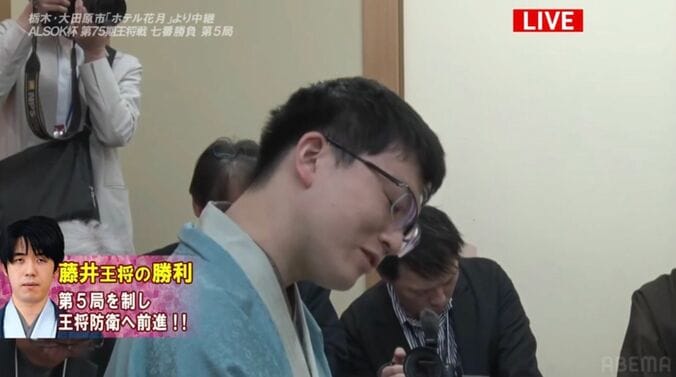 【写真・画像】藤井聡太王将、カド番しのぐ執念の2勝目！永瀬拓矢九段との激戦制し5連覇へ望みつなぐ／将棋・王将戦第5局　2枚目