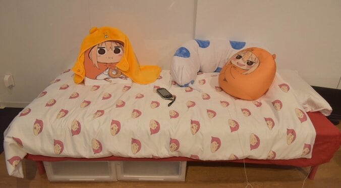 『干物妹！うまるちゃん』初の展覧会が開催！  「うまるのお部屋」を再現したフォトスポットも丸ごと体感 1枚目