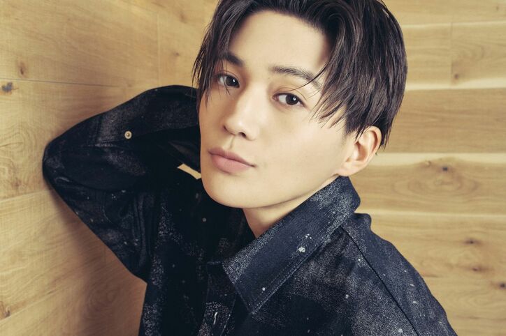 FANTASTICS佐藤大樹×堀夏喜×八木勇征、「ONLINE限定ライブ FANTASTICS 2023」は2022年ツアーの集大成に 佐藤&八木は怒涛の正月旅行満喫も