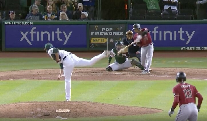 素手キャッチ、ダイビングトス… 藤浪晋太郎が変わってきた！ 気迫と執念の“捨て身”プレーを炸裂　2失点降板も四球なし、課題の制球難も改善中