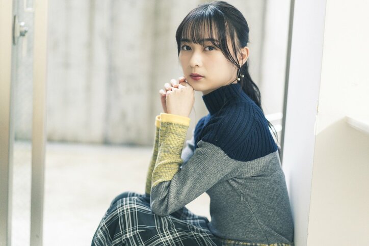 乃木坂46鈴木絢音、初の写真集は“アイドルの王道じゃない1冊” 「自分らしい作品に仕上がった」