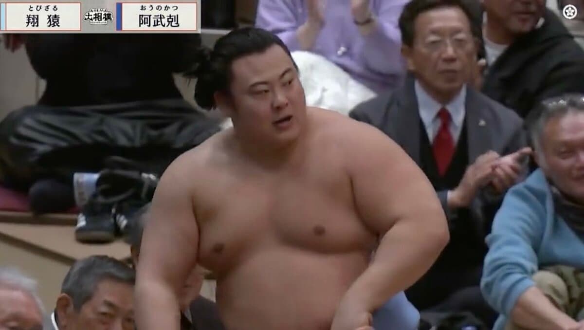 手品みたいだ」元若乃花、翔猿の“右手を使った超絶妙技を種明かし