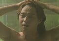 東出昌大、雨の中の入浴姿に絶賛の声「やっぱりかっこいい」「男としての生命力が溢れてる」