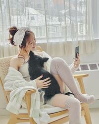 渡辺美優紀のルームウェア姿に「かわいすぎんか…」「透明感凄い」と悶絶の声