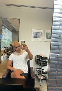 市川海老蔵『美容院へ』