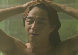 東出昌大、雨の中の入浴姿に絶賛の声「やっぱりかっこいい」「男としての生命力が溢れてる」