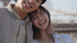 溺愛キスで照れすぎて密着…カメラが止まってもラブラブな主演男女にスタジオMCが悶絶大絶叫！