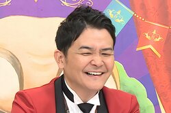 千鳥ノブ、「好きなホテルは？」の質問に恥ずかしがって赤面…“王道”が好きなノブについてのクイズ大会開催