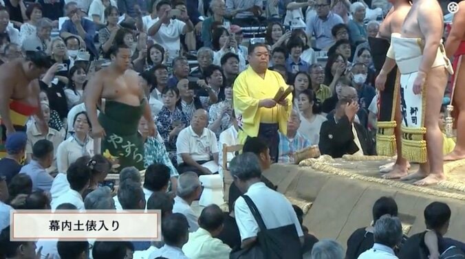 メッセージ性が強い翔猿の化粧まわし