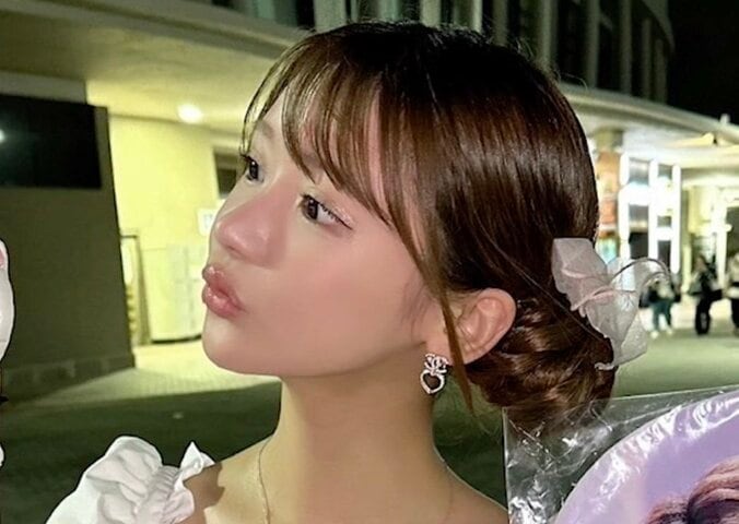 【写真・画像】“1カ月の売上1億円超え”現役立教大生のキャバ嬢、タワマンの一人暮らし自宅公開 大量のブランドバッグも披露　1枚目