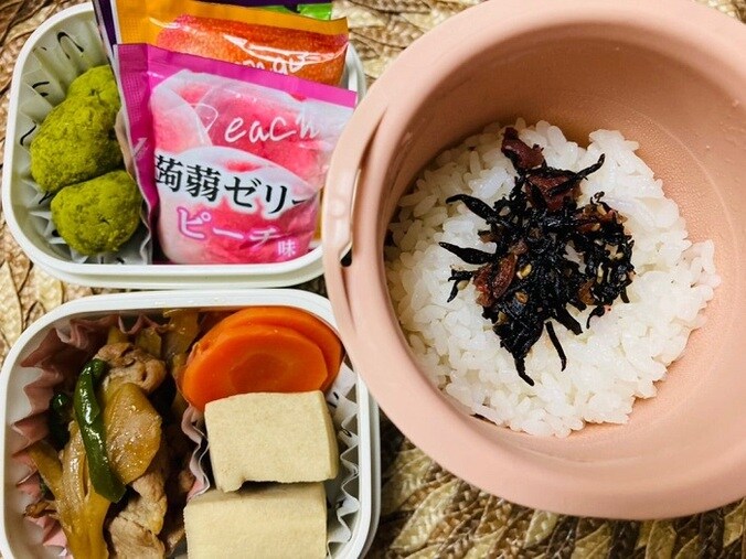  ノッチの妻、5分で作った娘の弁当「忙しい朝には最高です！！」  1枚目