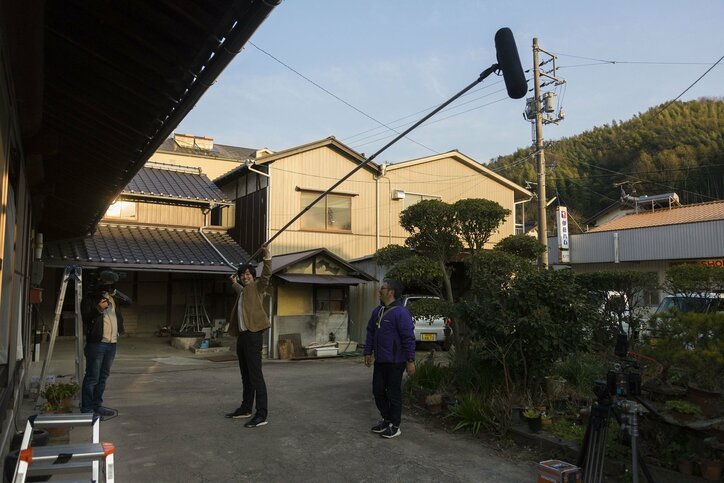 映画『望郷』W主演の貫地谷しほり＆大東駿介、菊地監督のメイキングカット解禁