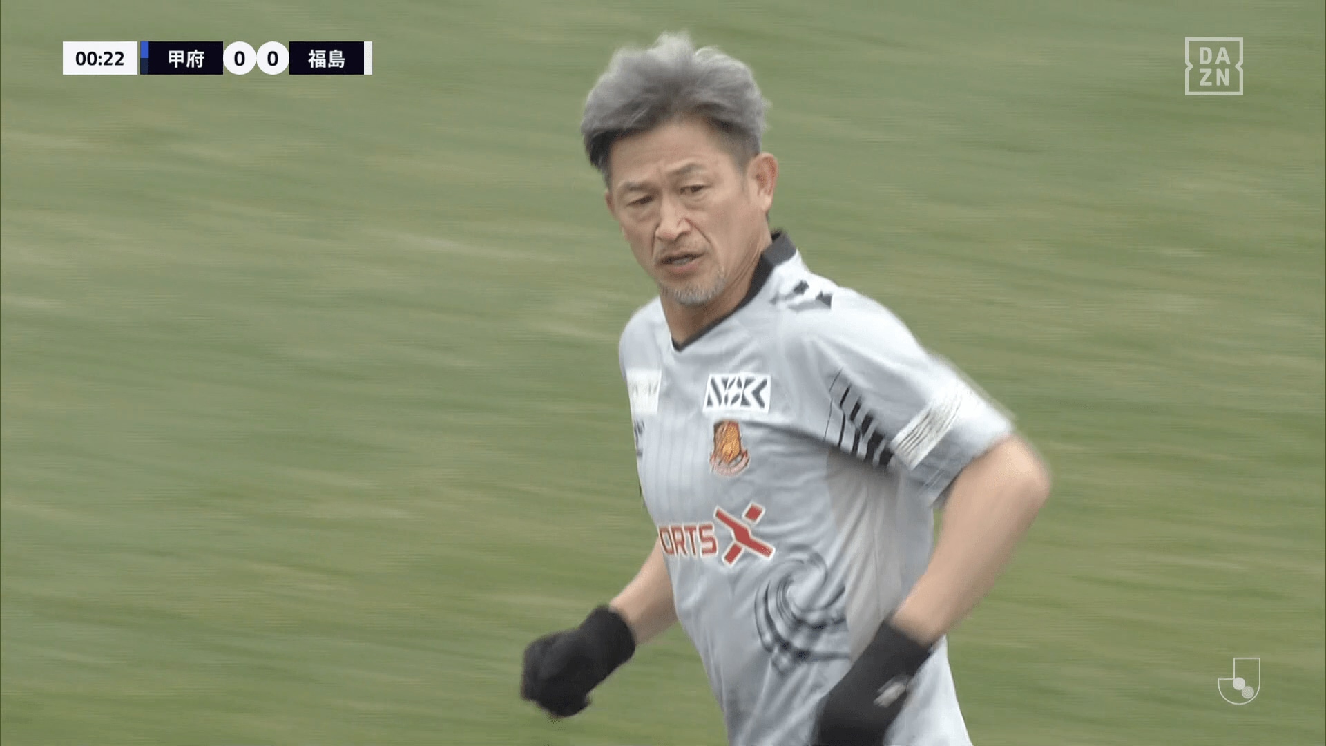 【写真・画像】「何これ！」大迫勇也の“半端ないスルーパス”にネット騒然「ハリーケインだな」「えぐすぎる」武藤嘉紀との黄金ホットライン炸裂　1枚目