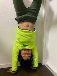 鈴木福『逆立ち風？(笑)』