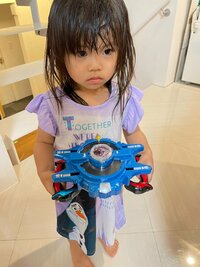 大渕愛子『兄たちの影響を受ける娘』