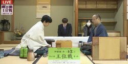 藤井聡太王位は海の幸＆山の幸たっぷり松花堂弁当、渡辺明九段は鉄火丼 ファンはワクワク「上品やなあ」「美味しそう」