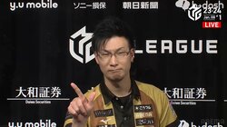 鋭い眼光のちニコニコ笑顔 松本吉弘、チーム約1カ月ぶり勝利に「食らいついていきたい」／麻雀・Mリーグ