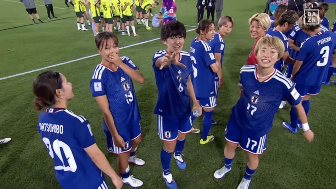 なでしこ若手4人衆が「アニメのキャラみたい」「かわいい」浜野、谷川、松窪、古賀の“わちゃわちゃ歓喜”が脚光「みんなお茶目」【女子アジア杯】 4枚目