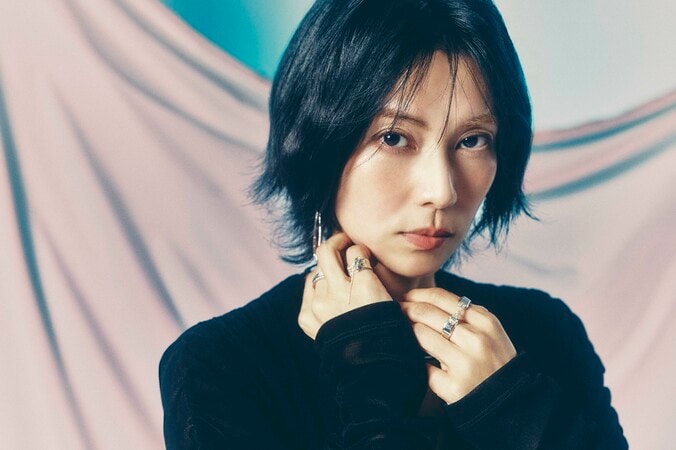 【写真・画像】柴咲コウ「クール」「怖そう」なイメージを覆す素顔 …10年の社長業で培った“頼る力”「現場ではスカさずアホに徹します（笑）」　1枚目