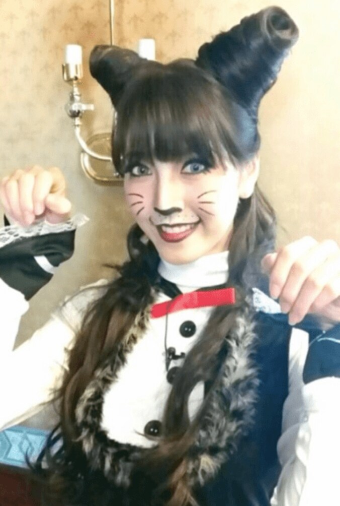 ざわちん、ハロウィンメイク10連発　ガガやディズニーキャラまで人気メイクに反響 4枚目