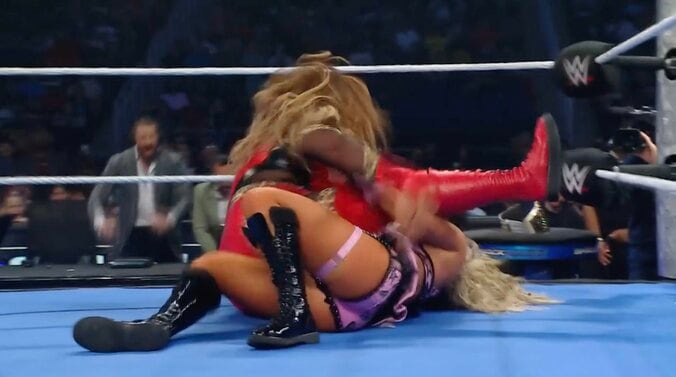 ナイアがバンザイドロップを強行