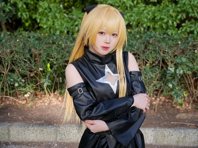 【写真・画像】『To LOVEる -とらぶる-』金色の闇コスプレ画像　1枚目