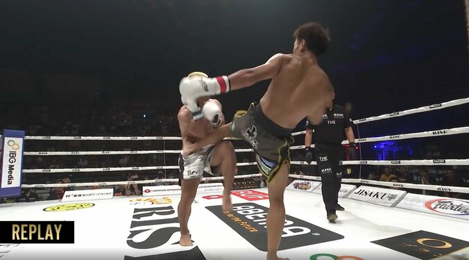 悶絶の三日月KO