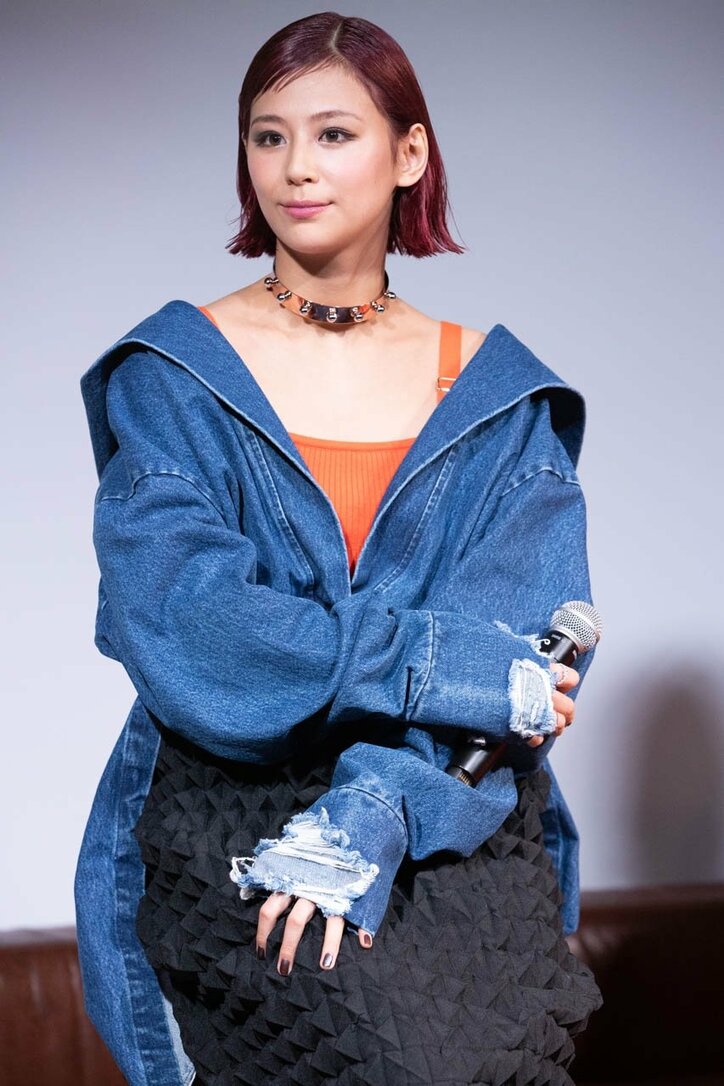 西内まりや、ファンに呼びかけ「ライブ配信。楽しみにして」