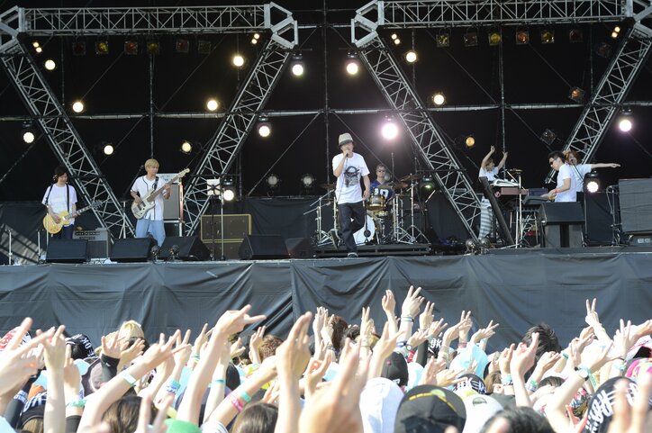 星野源、くるり、[Alexandros]らが新木場を彩った1日　ライブ写真とセットリストを公開【メトロック2016 東京開催day2】