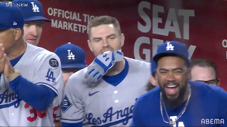 【写真・画像】大谷翔平の打席で敵軍監督が“激昂” 「ブザー持っているのか」珍しい場面に大谷も困惑…打席を外し、球場は異様ムード　1枚目