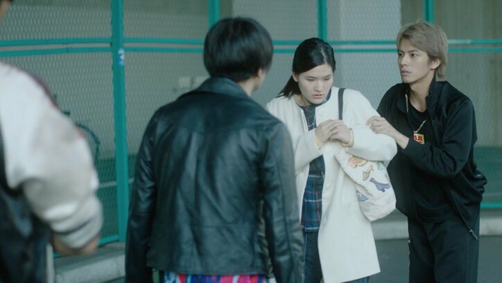 浮気の謝罪も自殺中継も仕込み…SNSに取り憑かれた夫婦の行動がエスカレート！『フォローされたらおわり』