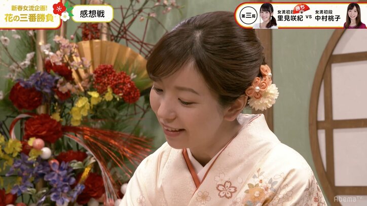 “妹対決”里見咲紀女流初段が中村桃子女流初段に勝利／花の三番勝負