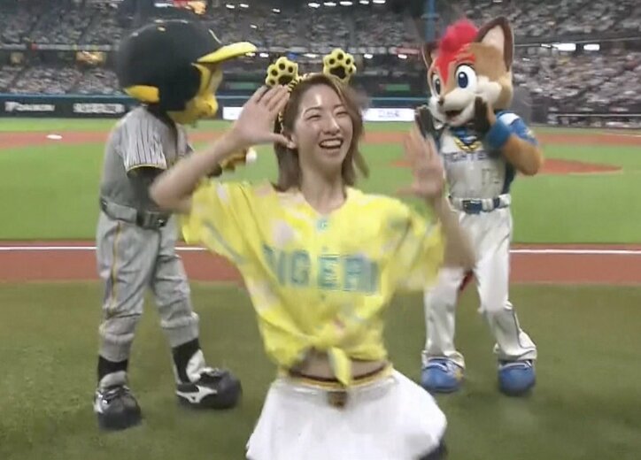 阪神タイガース公式チアガールと合体しちゃう！？ ファイターズガールが“奇跡の虎コラボ”『きつね×トラダンス』が可愛すぎると話題に