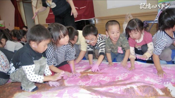 “震災の記憶を次世代へ” 絵でつなぐ、「神戸」と「東北」の決意