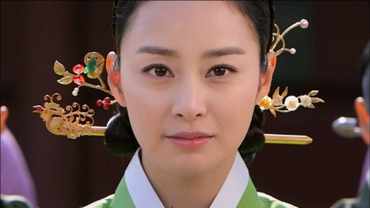 “韓国人が愛する国宝級の美女”1位のキム・テヒ主演　歴史に名を残す悪女の生涯を新たな視点で描く『チャン・オクチョン』