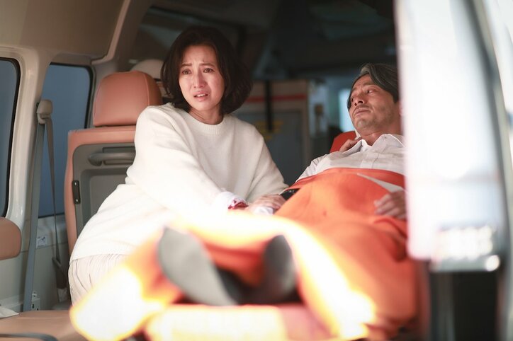 【写真・画像】毒親からの独立&不倫も強制終了！深愛（齊藤京子）の決断にあっぱれの声『泥濘の食卓』　5枚目