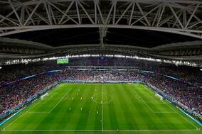 【W杯】「埼玉スタジアムっすか？」　本田圭佑、“まるでホーム”なクロアチア戦に驚き「ほんとに、ほんとに」