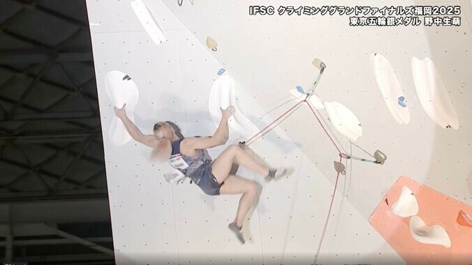 美しき“最強”女子クライマーは「躊躇しなかったですね」 放送席も唸った“離れ業”に反響「ここ凄い」 4枚目
